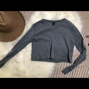 Wild fable cropped grey long sleeve shirt